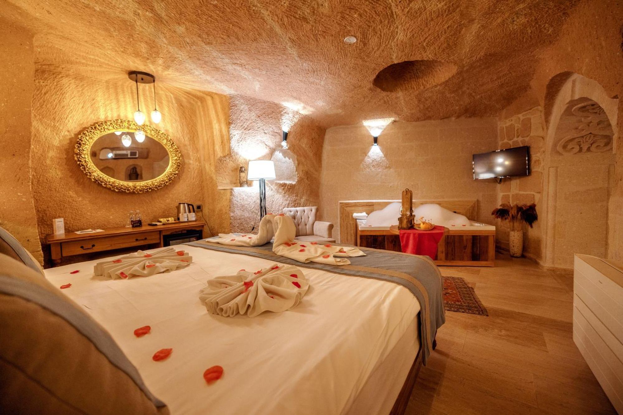 Misty Cave Hotel Ürgüp Ngoại thất bức ảnh